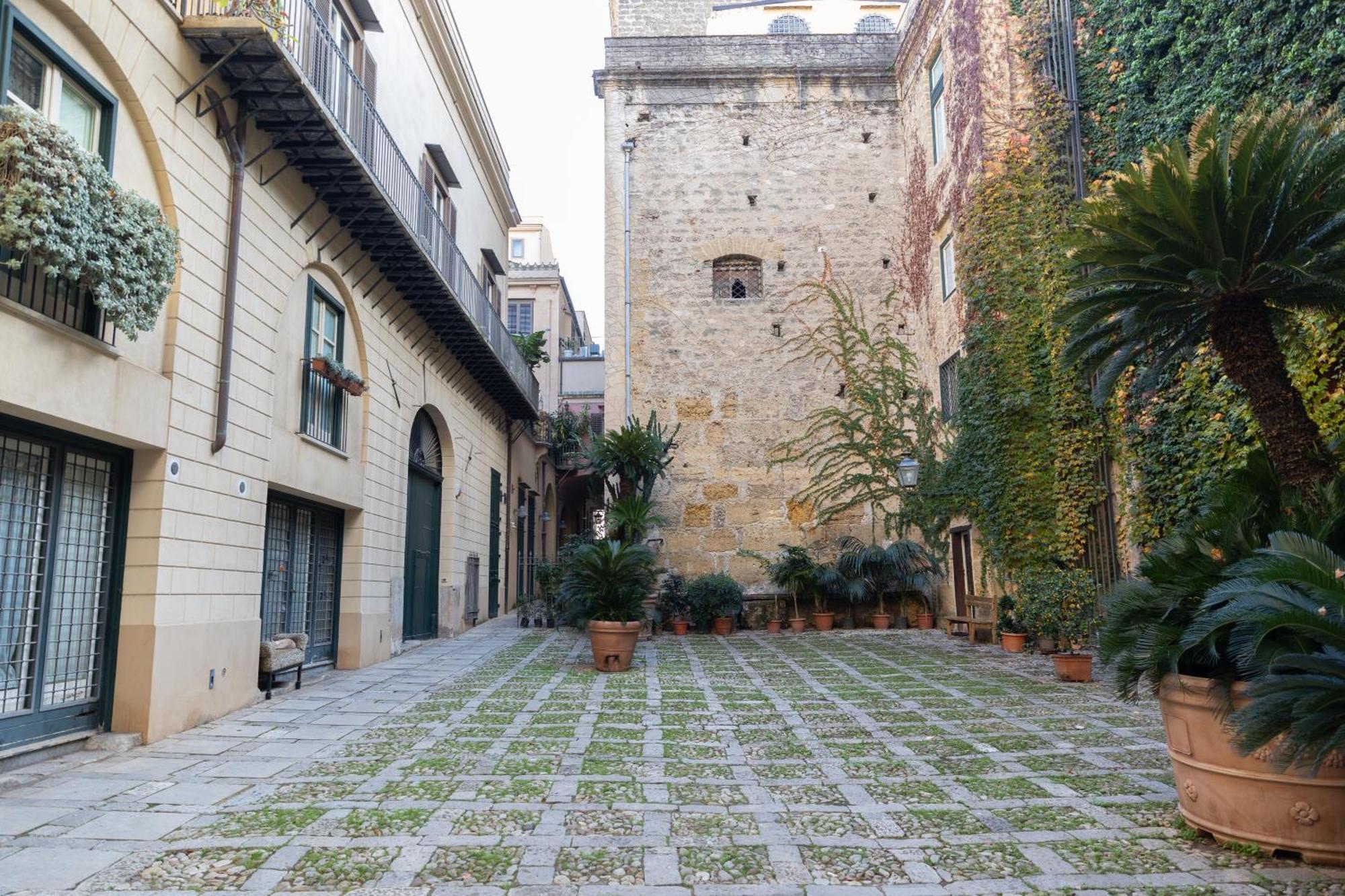 Dimora Artale In Cattedrale Apartamento Palermo Exterior foto